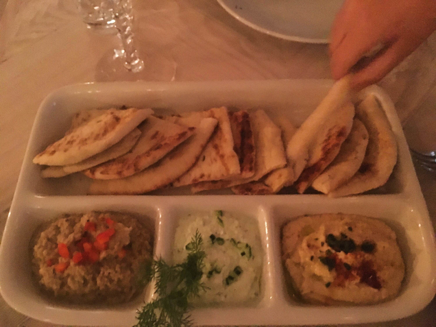 One type of naan, three types of dips